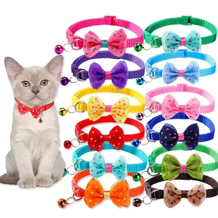 Collier pour chien et chat à nœud papillon tendance
