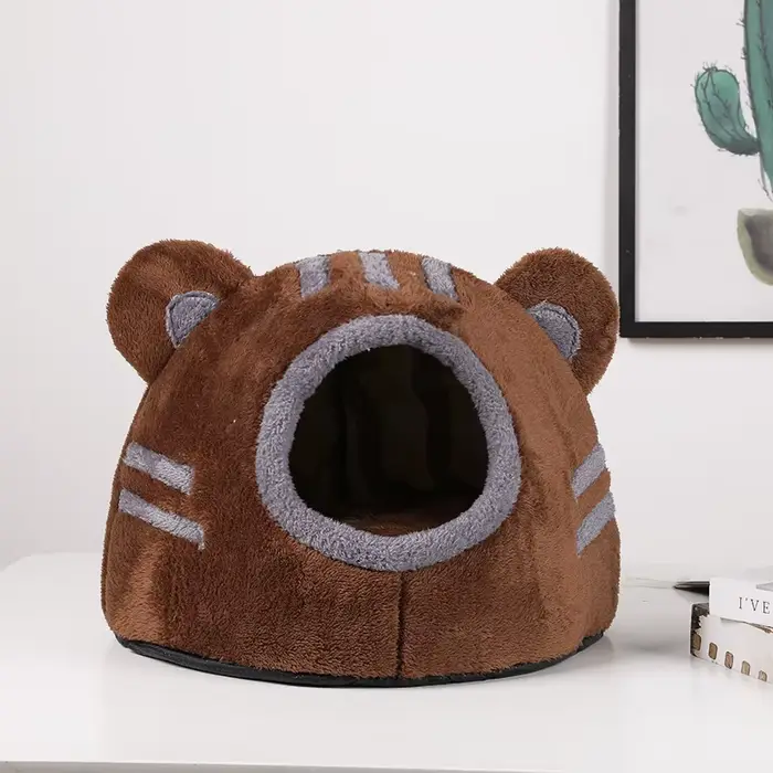 Lit pour chat confortable pour le sommeil profond hivernal