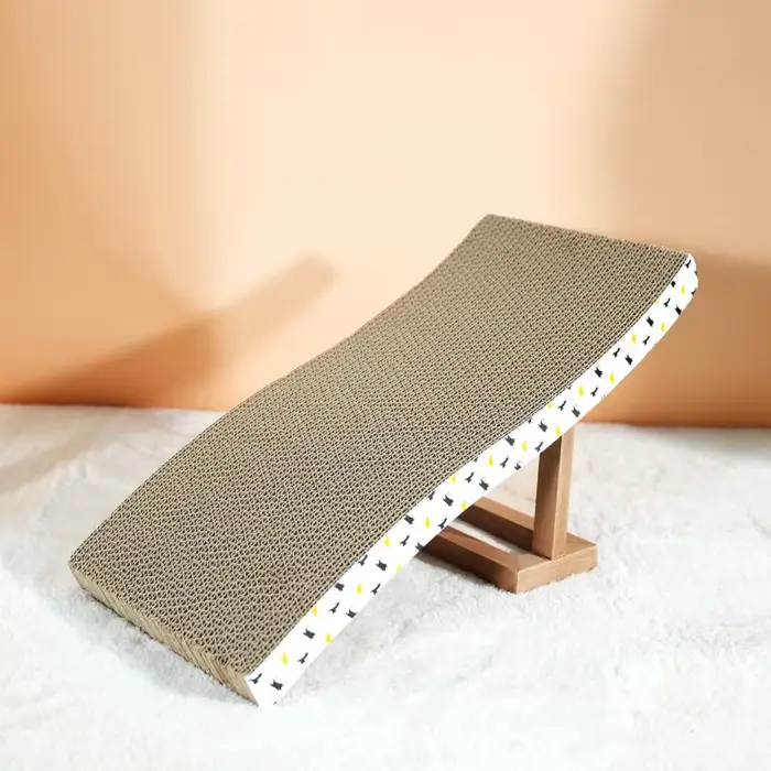 Planche à gratter en carton pour chat