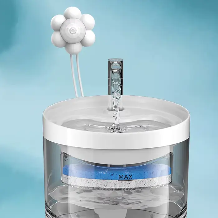 Distributeur automatique d'eau pour animaux de compagnie
