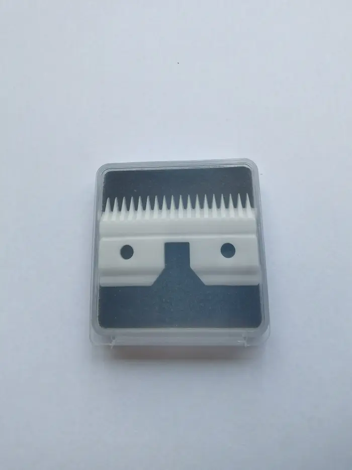 Tondeuse pour animaux de compagnie à 18 dents, lame mobile en céramique, série standard ANDIS AGC, h