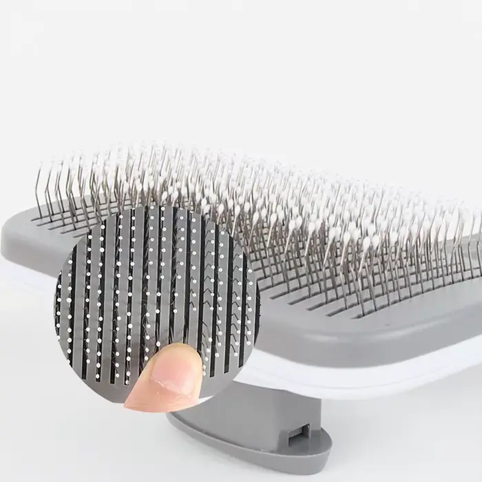 Brosse multifonctionnelle pour la toilettage et le bain des chiens et chats à poils longs